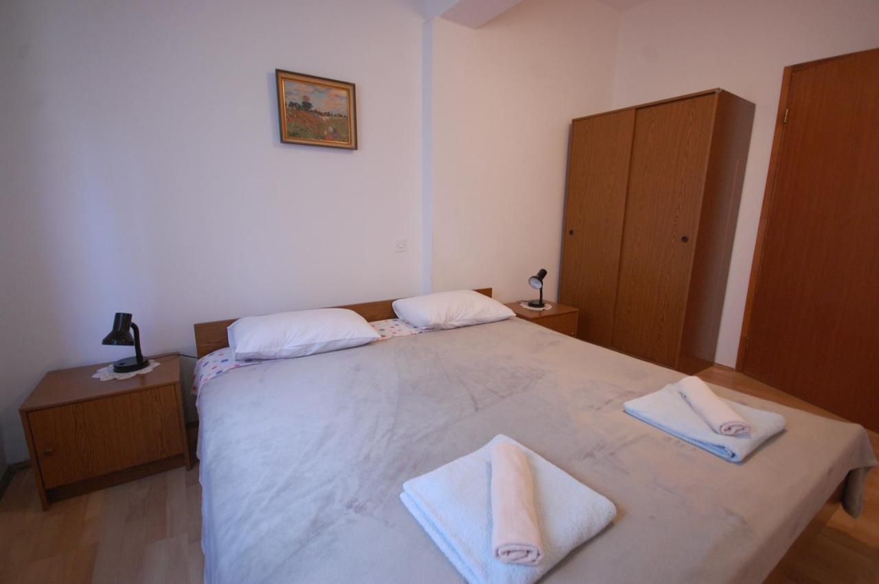 נייביצה Apartments Snjezana By El-Pi Tours מראה חיצוני תמונה