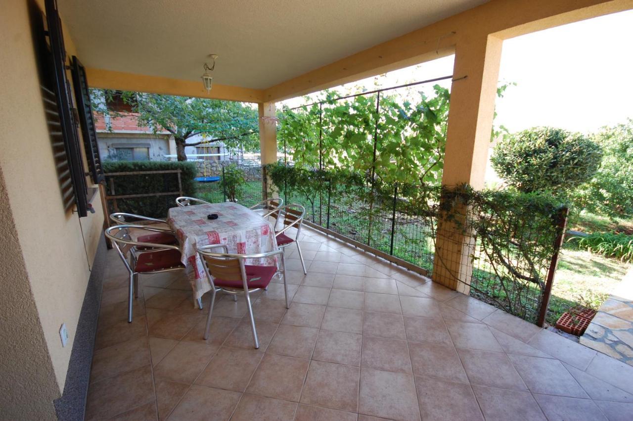 נייביצה Apartments Snjezana By El-Pi Tours מראה חיצוני תמונה