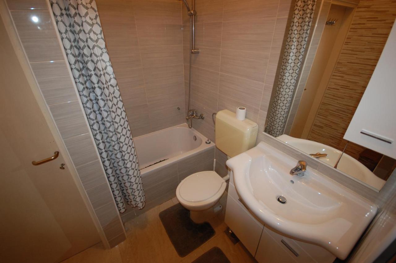 נייביצה Apartments Snjezana By El-Pi Tours מראה חיצוני תמונה